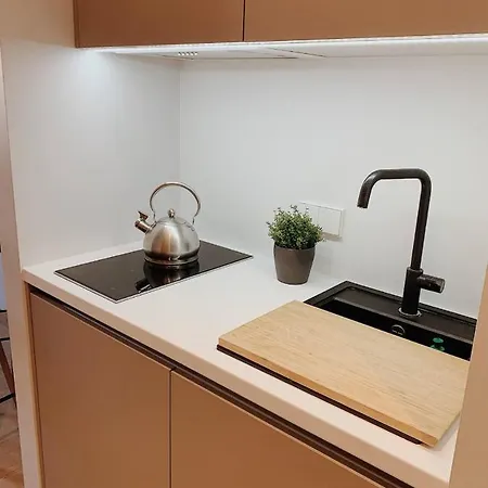 Charming Centre Studio *